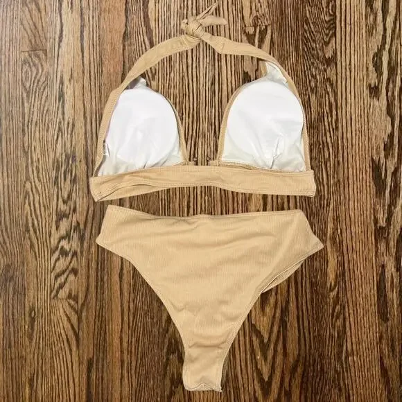 Cream bikini set - Picture 2 of 3